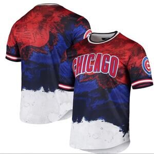 NWOT Men's Chicago Cubs Dip Dye T-Shirt